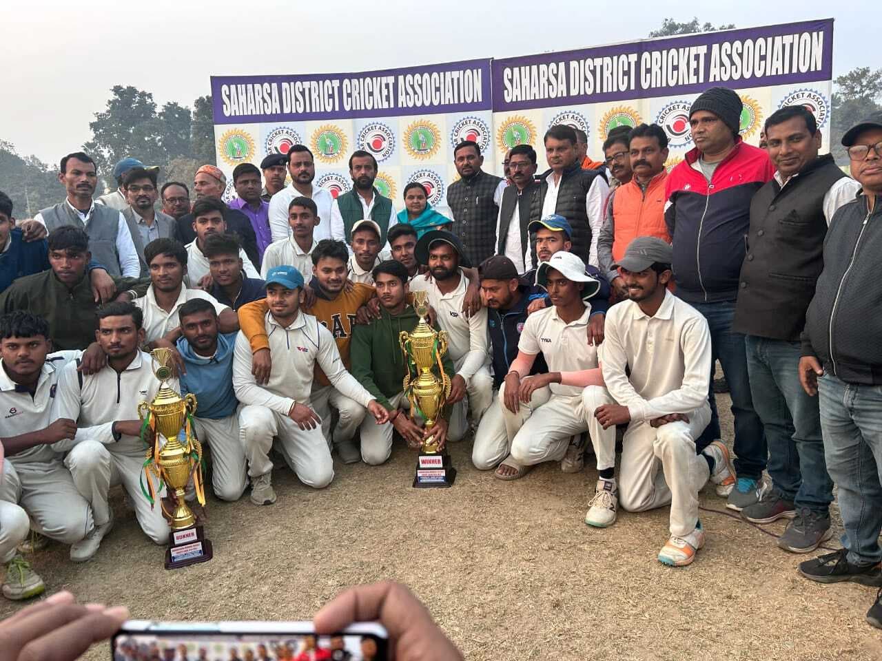 फ्रेंड्स इलेवन क्रिकेट क्लब बना जिला क्रिकेट लीग का चैंपियन