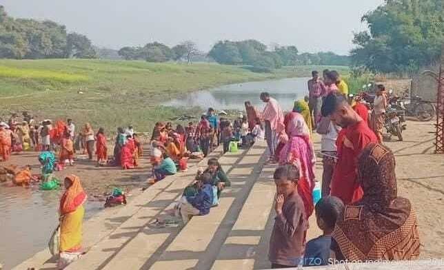 माघी पूर्णिमा: हजारों श्रद्धालुओं ने लगायी आस्था की डुबकी