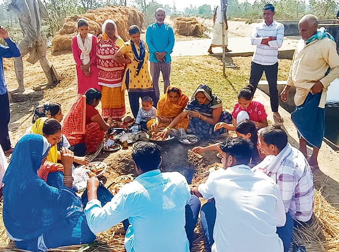 Gaya News : गांव से गायब रौनक अब तक न लौटी, उस रात को याद कर सिहर जाते हैं लोग