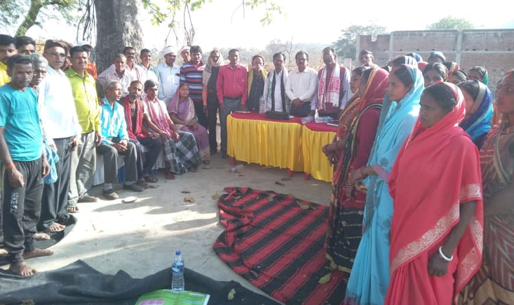 Bokaro News: वन उपज का 90 प्रतिशत हिस्सा समितियाें को दे सरकार