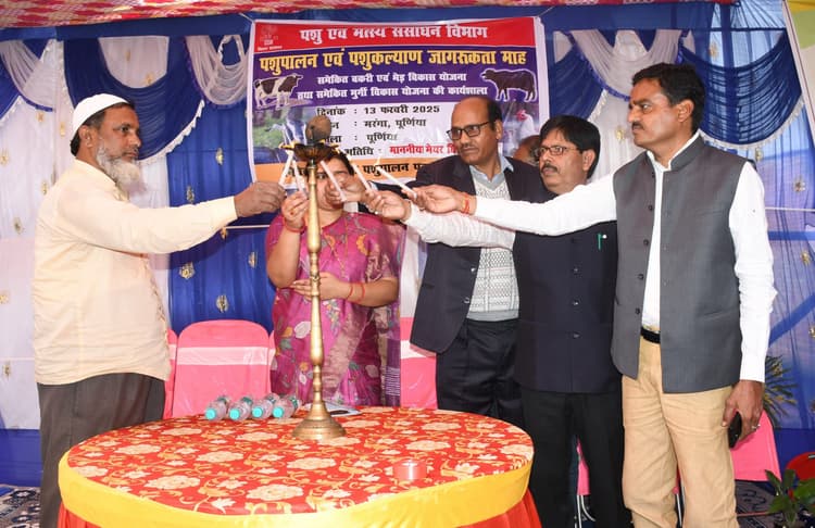 किसानों के लिए पशुपालन वरदान : महापौर