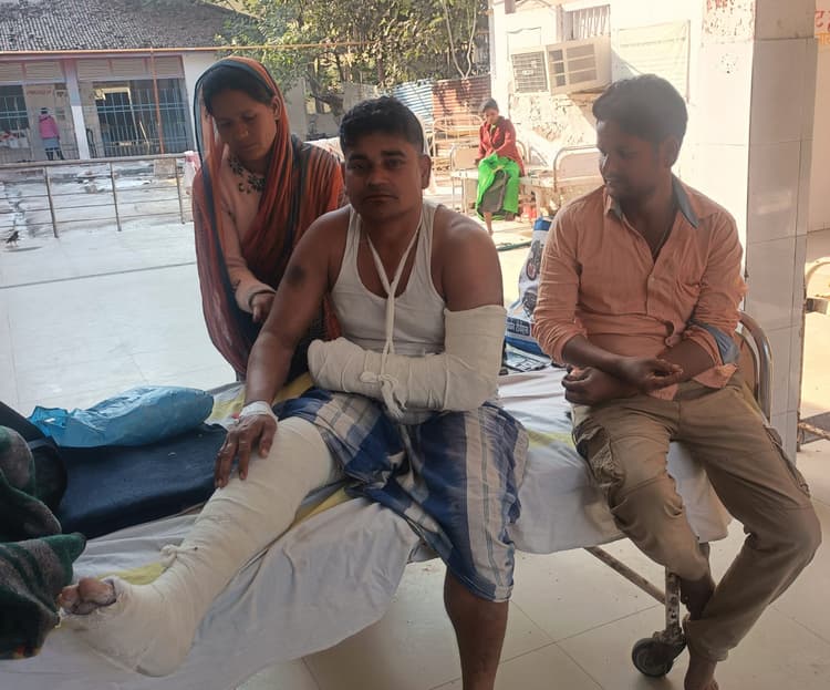 बायसी के राजद विधायक रूकनुद्दीन ने प्रखंड जदयू उपाध्यक्ष का हाथ-पैर तोड़ा