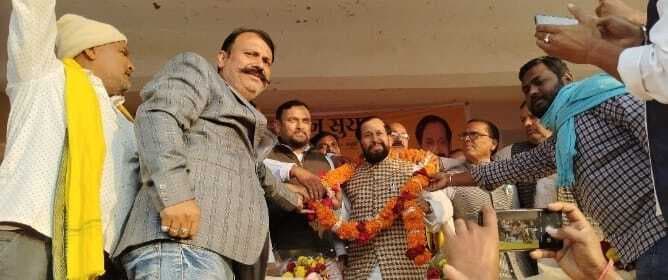 चुनावी साल में घोषणाओं व सौगातों की होने लगी है बरसात