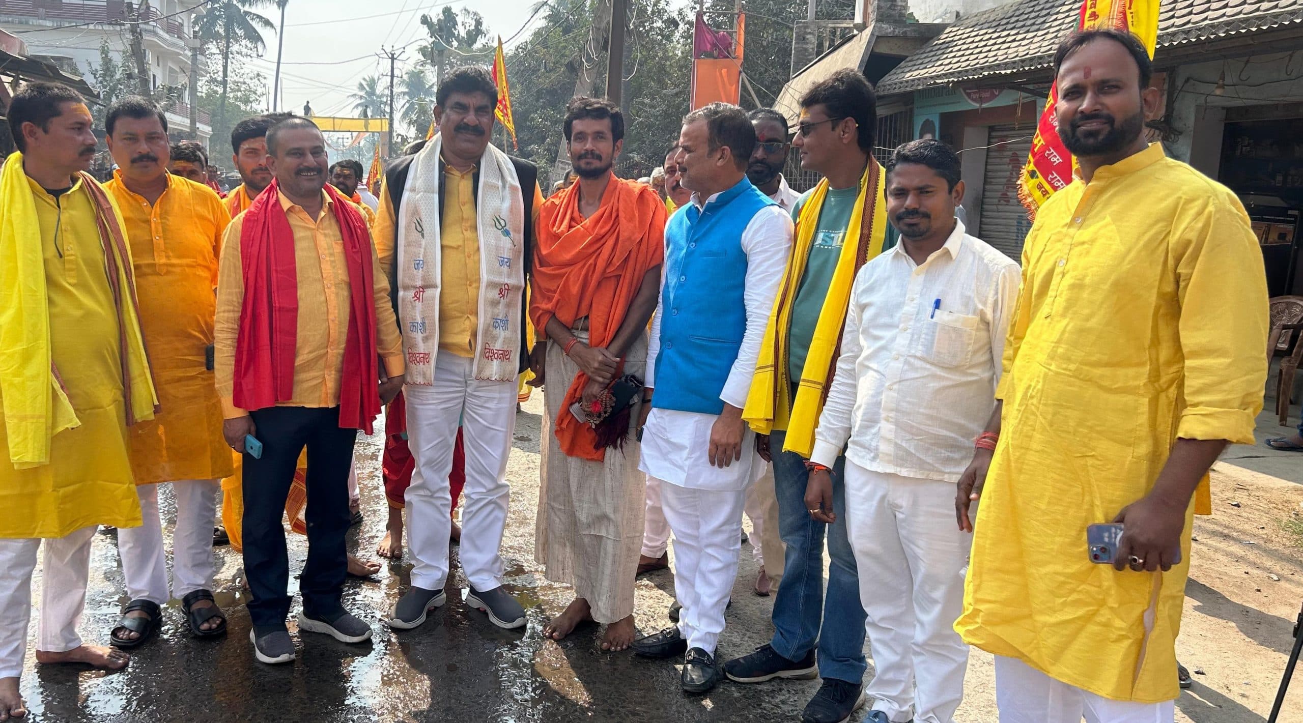 खुश्कीबाग बाजार में भव्य कलशयात्रा, शामिल हुए जिप उपाध्यक्ष