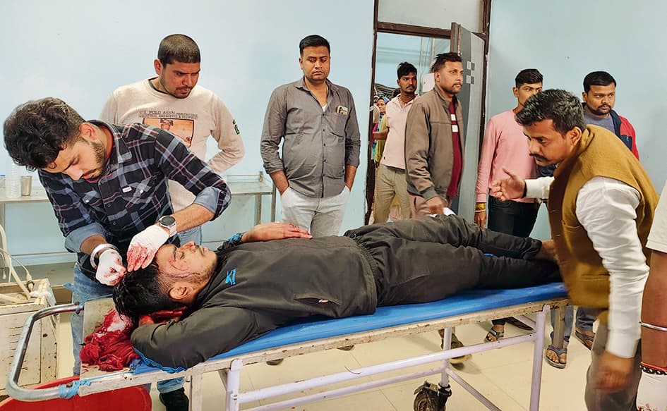 खेल के दौरान हुए विवाद में दो पक्षों में मारपीट, छह जख्मी