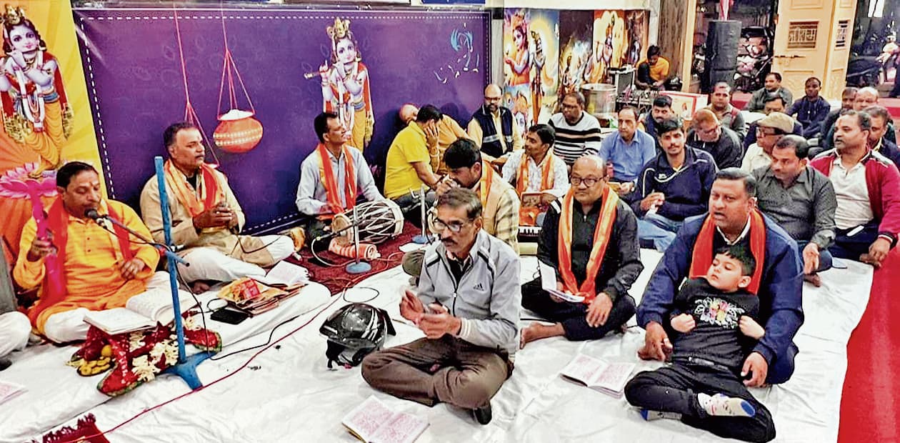 ranchi news : श्री श्याम परिवार ने किया सुंदरकांड पाठ का आयोजन, थारे झांझ नगाड़ा बाजे रे सालासर के मंदिर में...पर झूमे श्रद्धालु