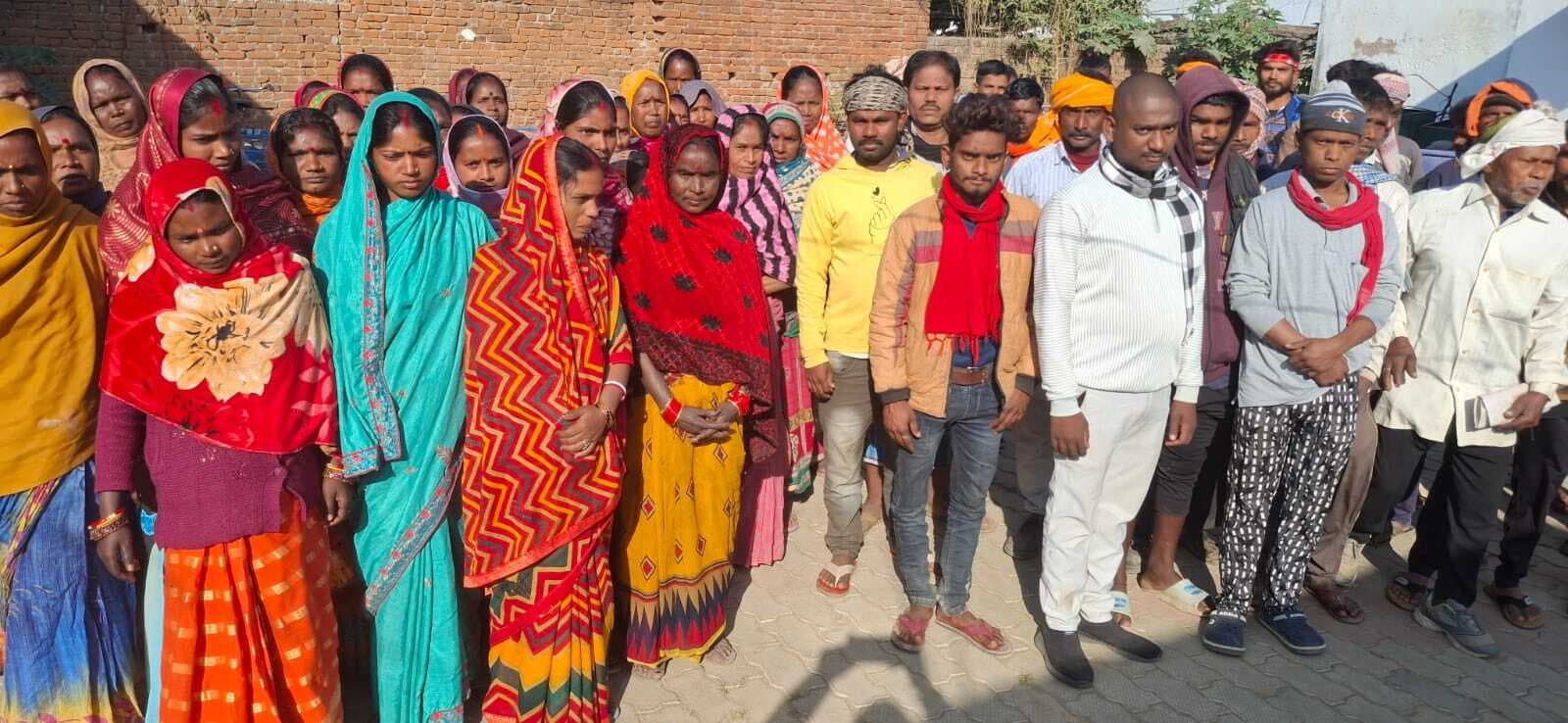 नगर पंचायत में सफाई व्यवस्था हुई बेपटरी, अब तक नहीं टूटी हड़ताल