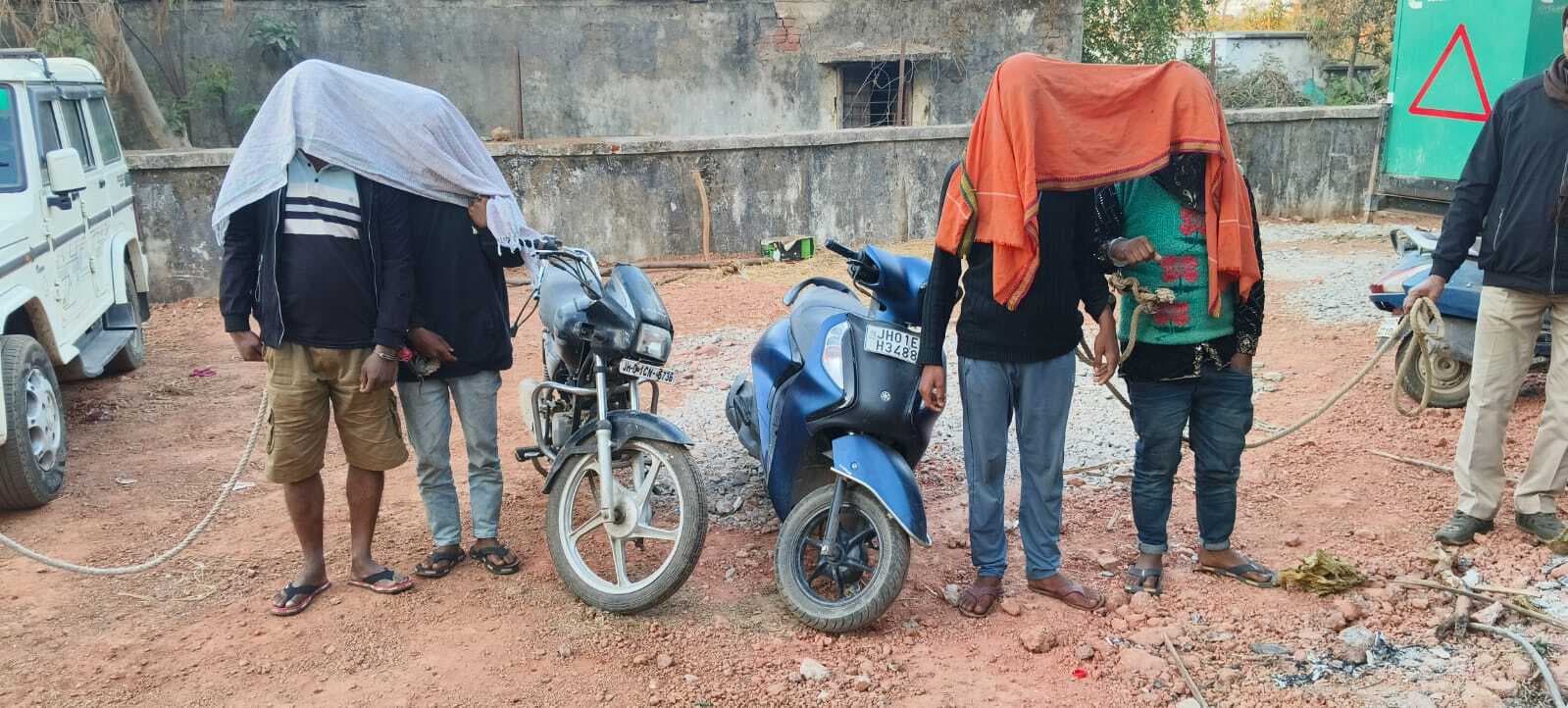 पुलिस ने चार बाइक चोरों को पकड़ा, जेल