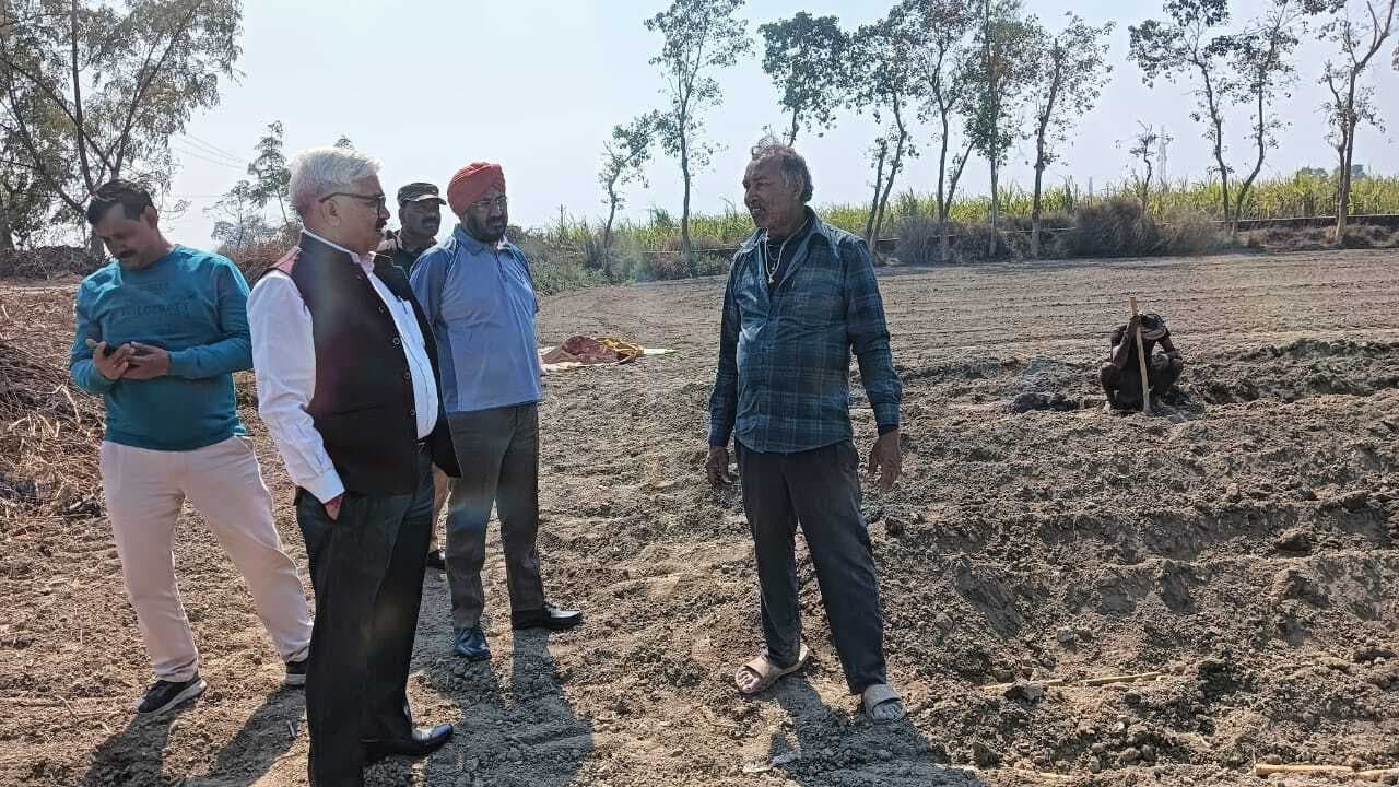 किसानों को अधिक क्षेत्रफल में गन्ना लगाने के लिए किया प्रेरित