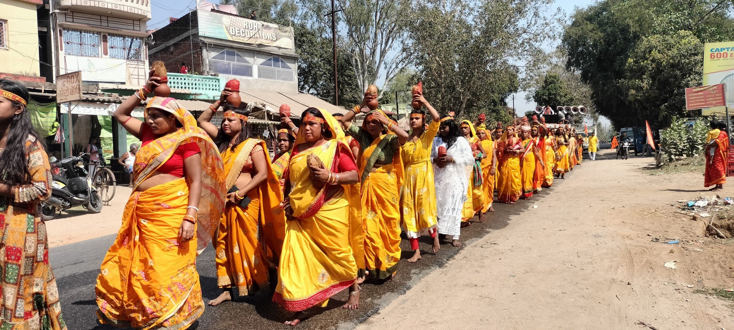कलश यात्रा के साथ सिल्ली में राम कथा शुरू