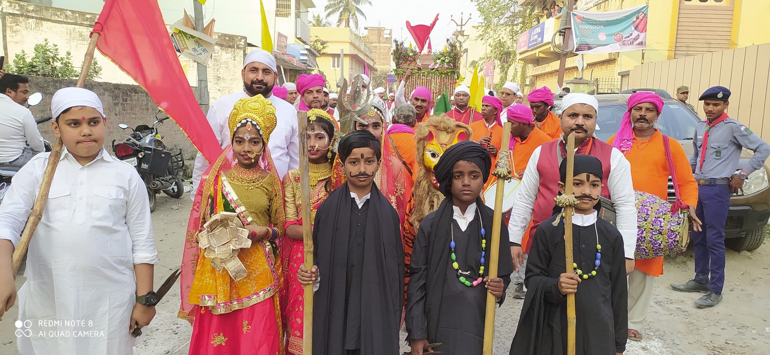 बाबा मलंग शाह दाता वारिश के वार्षिक महोत्सव पर निकाली भव्य शोभायात्रा