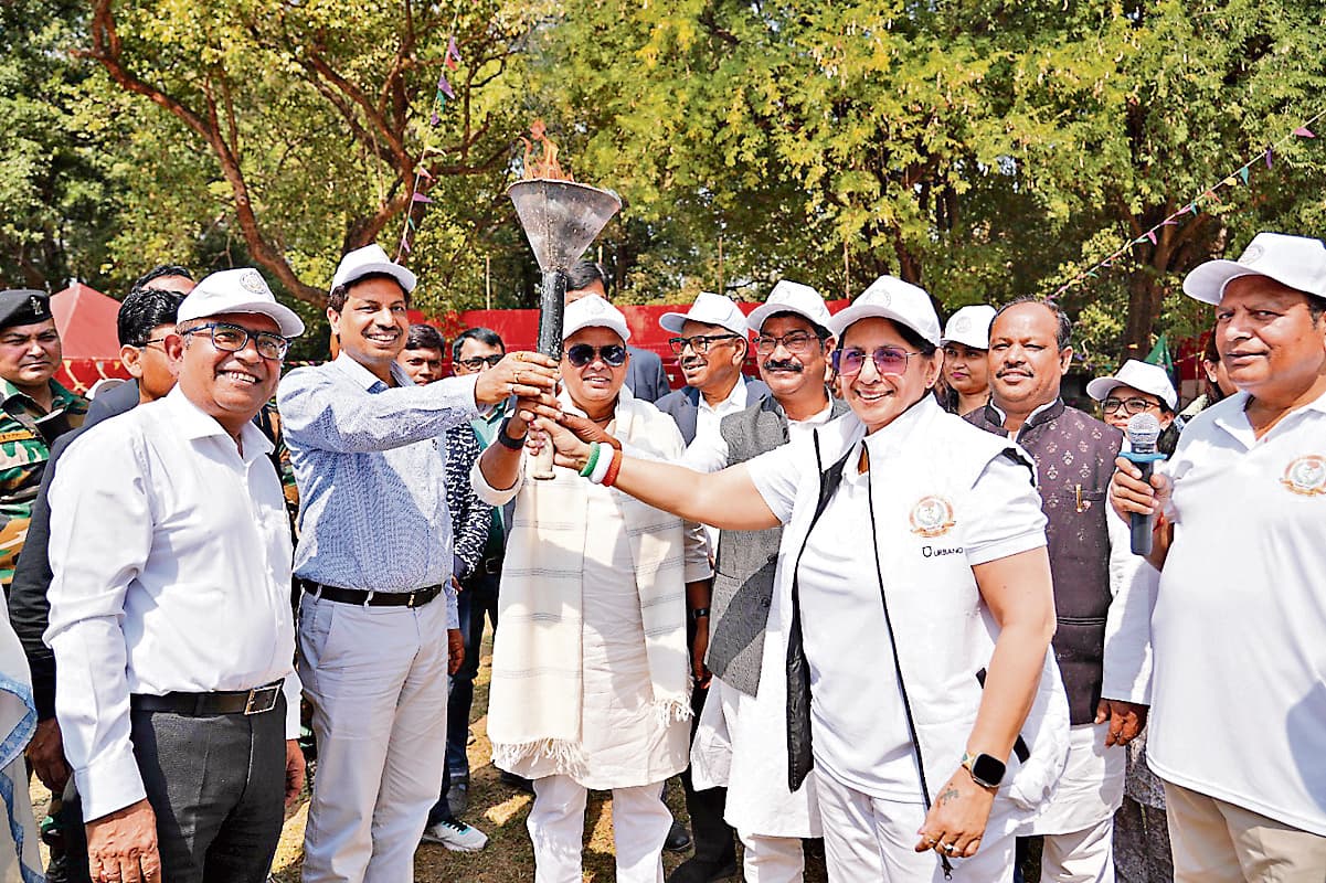 ranchi news : रिनपास के सभी पुराने भवन गिरा कर नये भवन बनाये जायेंगे : डॉ इरफान अंसारी