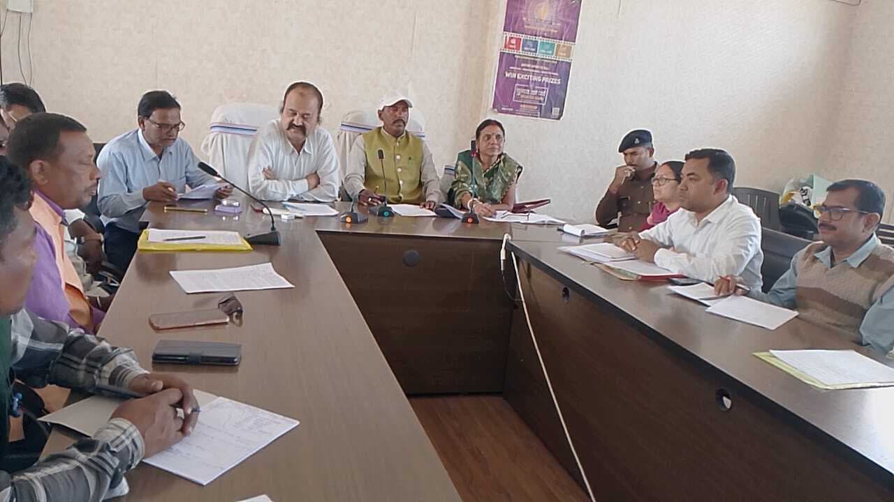 क्षेत्र की समस्याओं से कराएं अवगत, होगी त्वरित कार्रवाई : प्रमुख