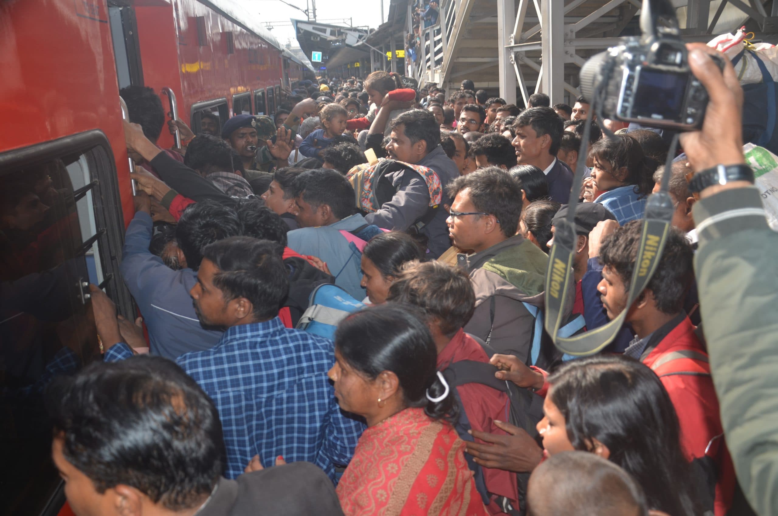Ranchi news : रांची व हटिया स्टेशन पर निकासी-प्रवेश की अलग-अलग व्यवस्था