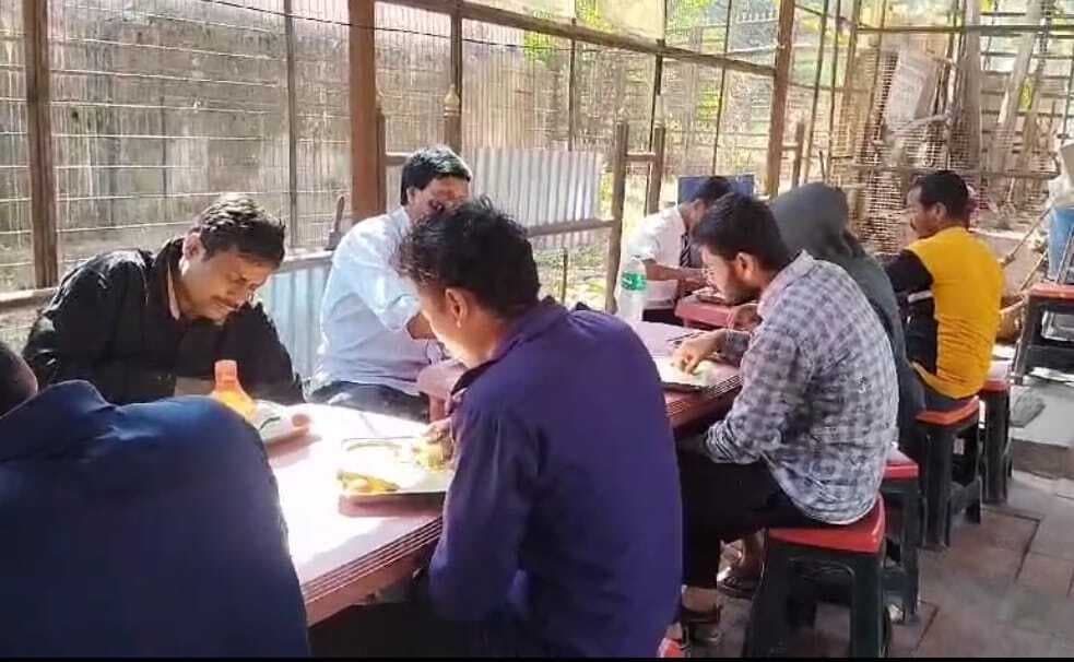 Ranchi News: अन्नपूर्णा सेवा में 425 को भोजन कराया