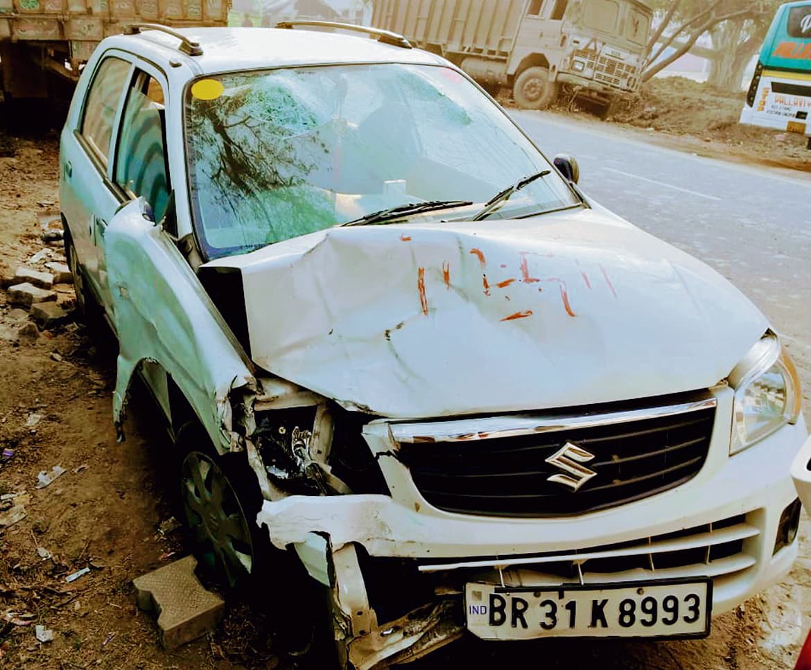 सड़क हादसे में एक की मौत, चार जख्मी