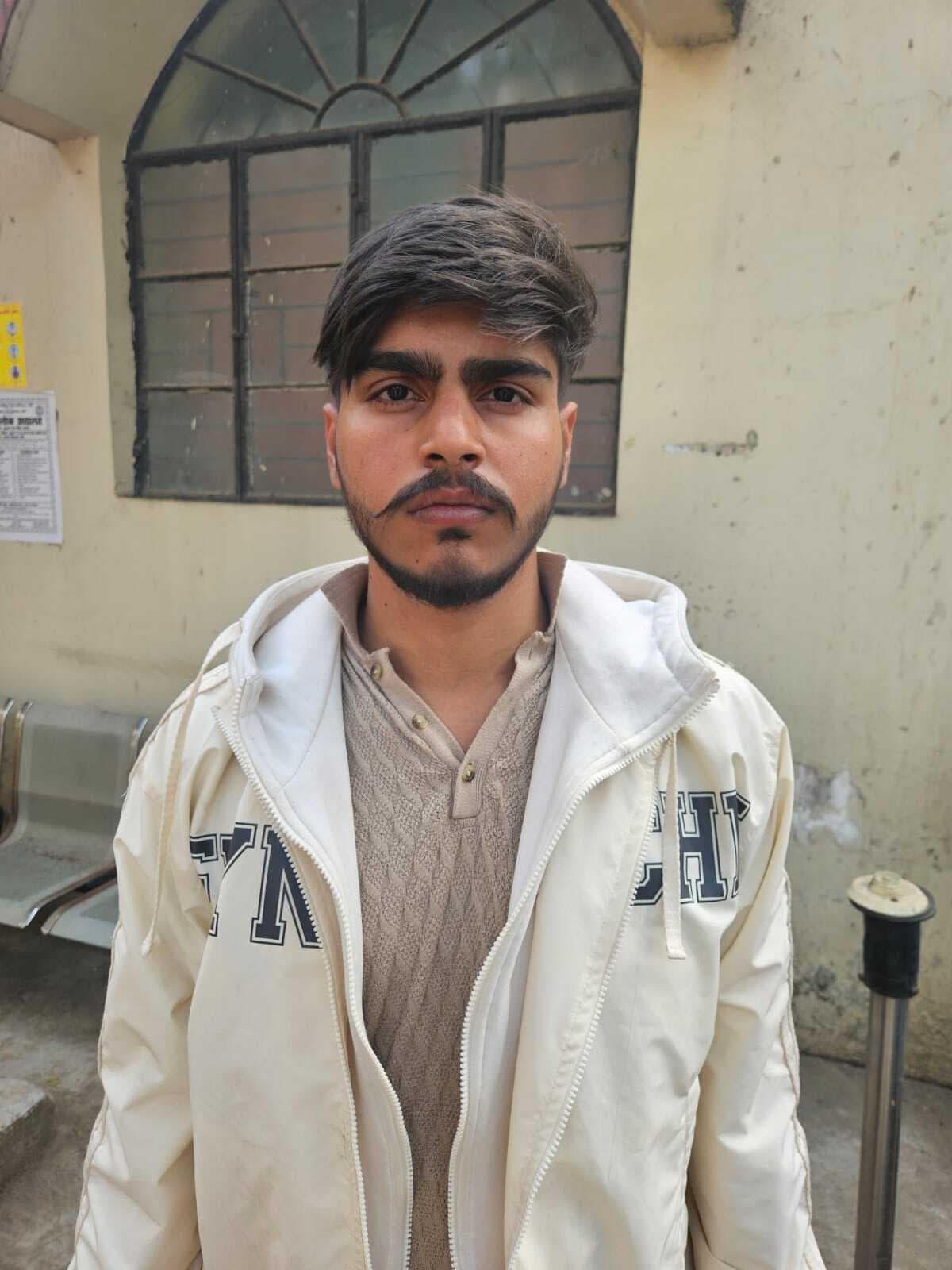 Ranchi News : युवती की आत्महत्या मामले में आरोपी राहत सिंह राजगीर से गिरफ्तार