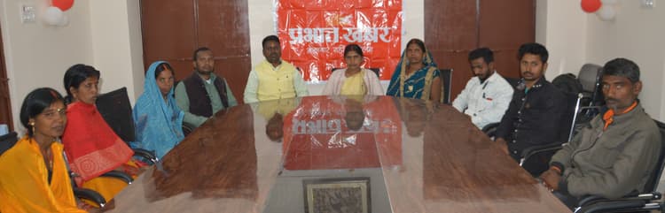 हजारीबाग की अर्थव्यवस्था में फुटपाथ दुकानदारों का अहम योगदान