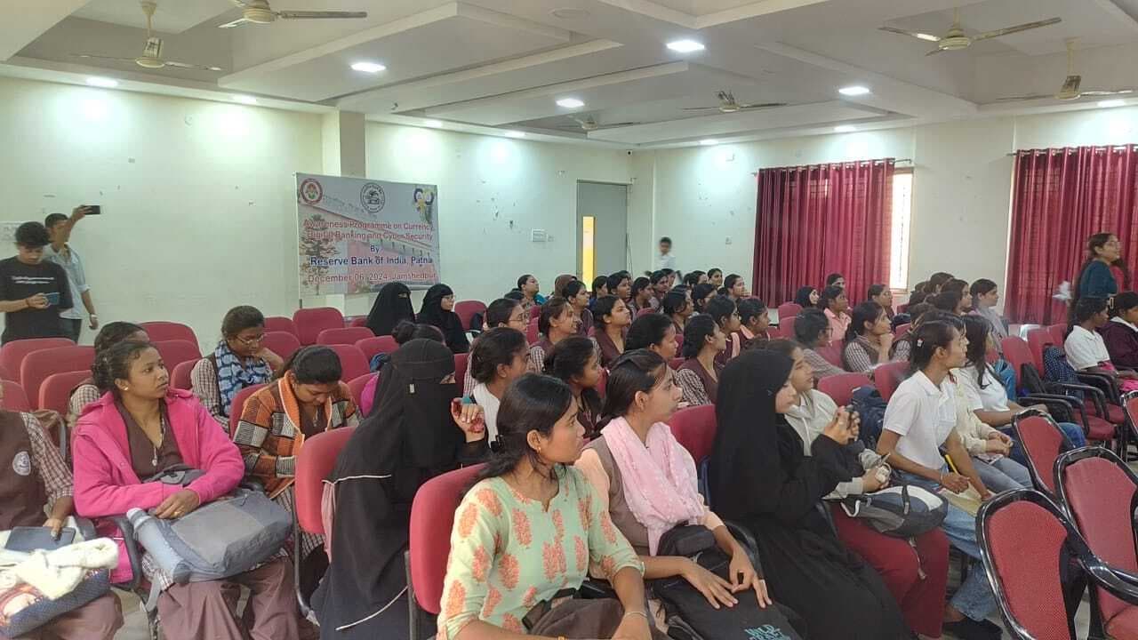 Jamshedpur news. फाइलेरिया बीमारी से जागरूक हुईं छात्राएं