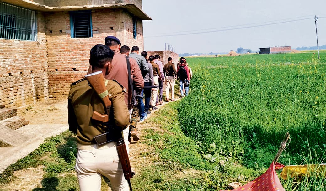 पांच घंटे तक जिले में जमी रही एनआइए की टीम