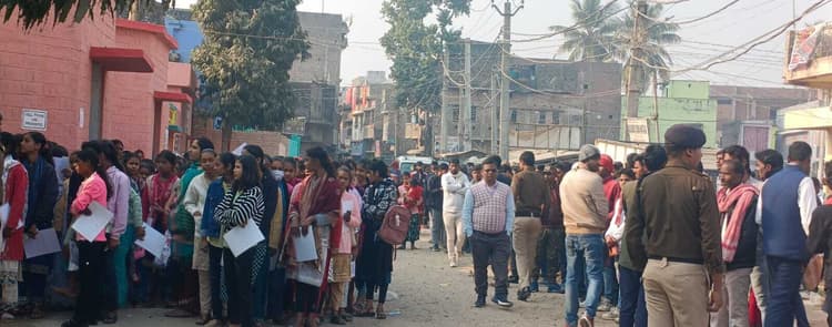 तीसरे दिन भी स्वच्छ वातावरण में कदाचारमुक्त हुई मैट्रिक की परीक्षा