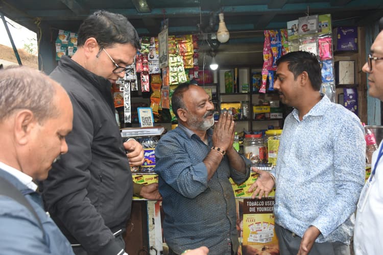 Ranchi news : प्रतिबंधित तंबाकू उत्पाद के खिलाफ चला अभियान, 15 दुकानों पर जुर्माना