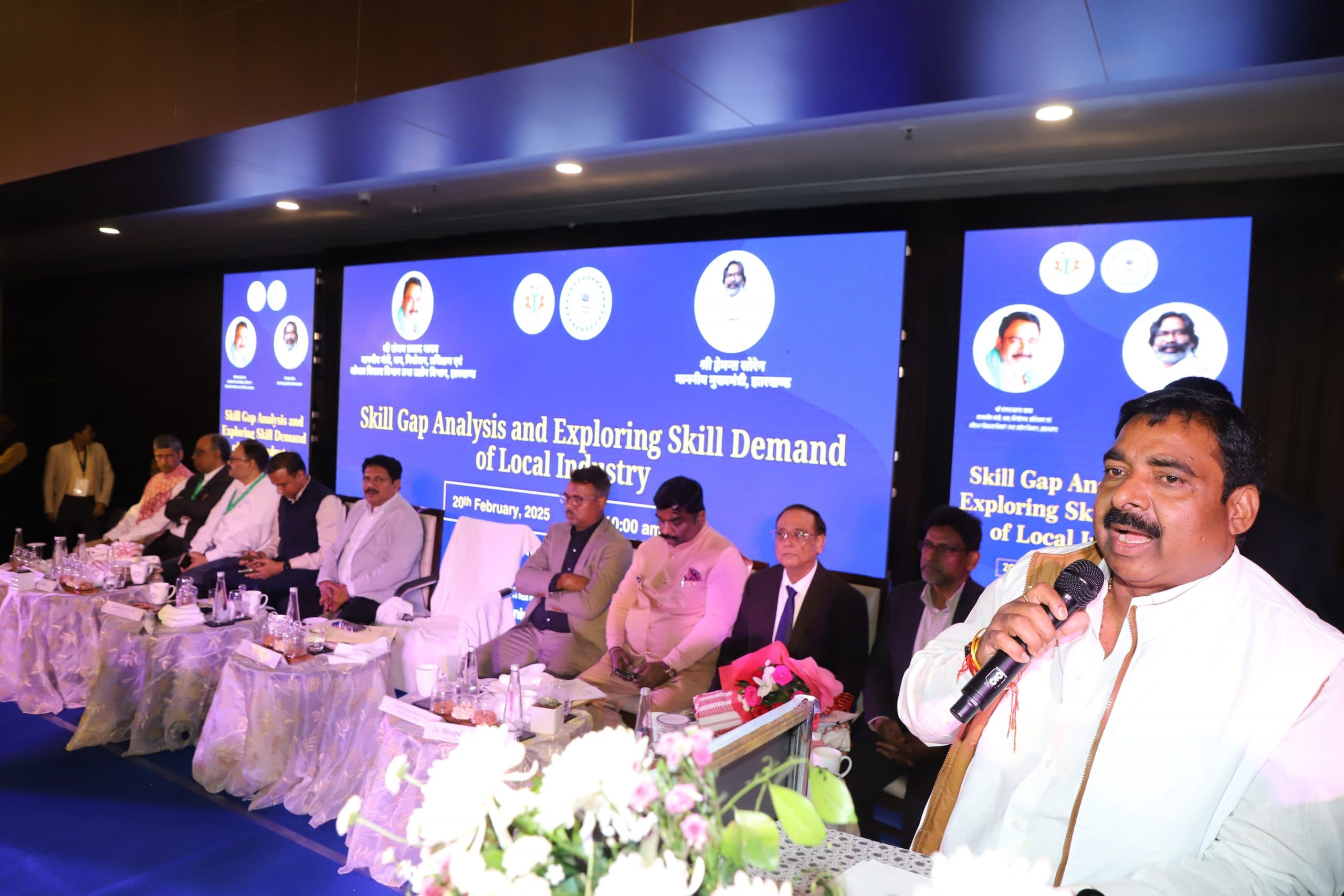 Jamshedpur news.उद्यमी बतायें, कैसा मैनपावर चाहिए, स्किल मैनपावर तैयार कर देगी राज्य सरकार : श्रम मंत्री