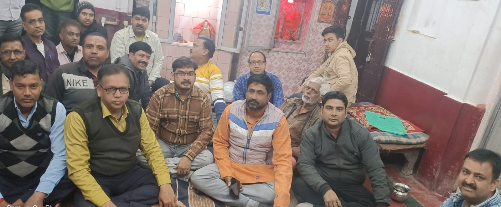 शिव मंदिर में प्रतिमा की प्राण-प्रतिष्ठा को लेकर की गयी चर्चा