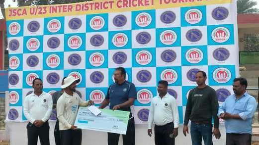 पहले दिन के मुकाबले में जामताड़ा ने गुमला को हराया