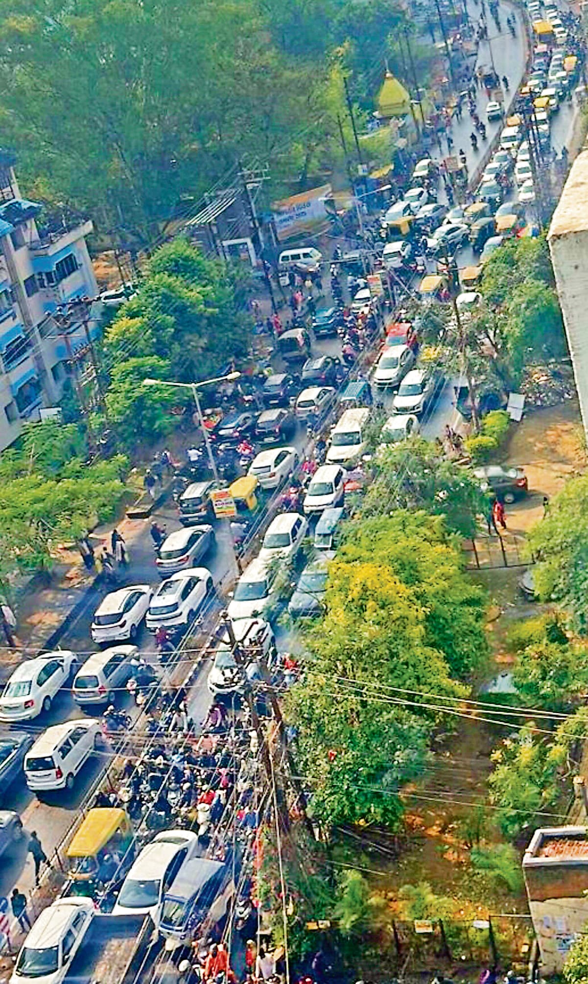 Ranchi News : राजधानी रांची की अधिकतर सड़कें रहीं जाम, परेशान रहे लोग
