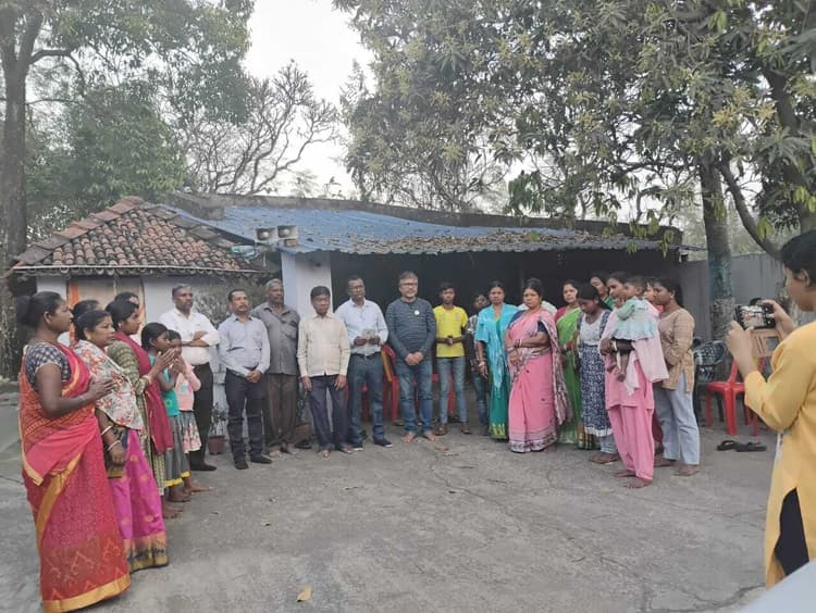 Jamshedpur news. अंतरराष्ट्रीय मातृभाषा दिवस पर झारखंड में संताली को प्रथम राजभाषा बनाने की मांग