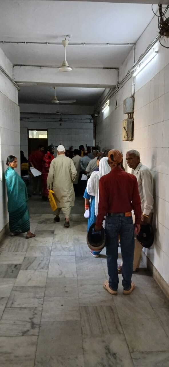 Jamshedpur News : बदलते मौसम के कारण अस्पतालों में बढ़ रहे मरीज