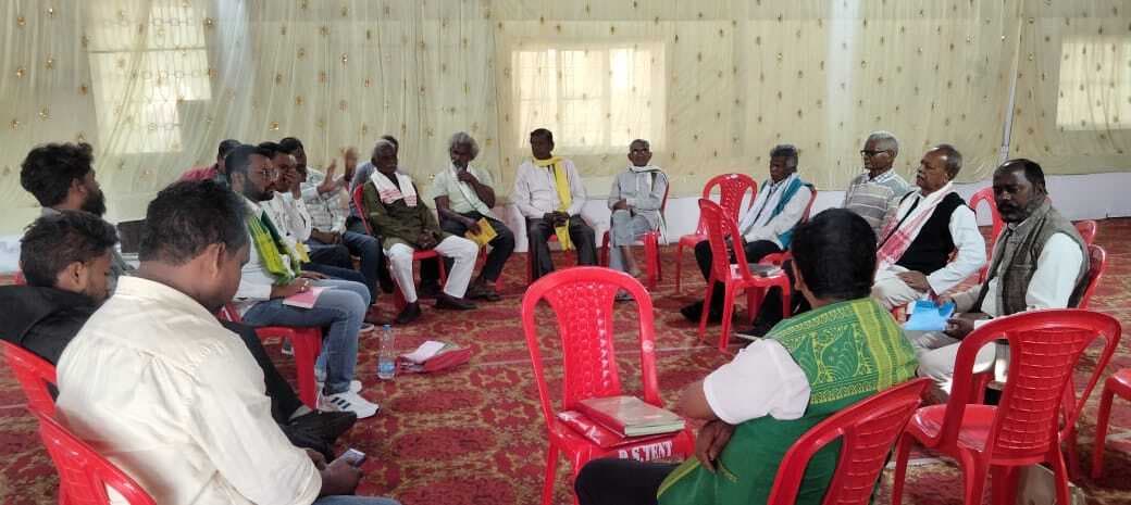 Jamshedpur news. मरांगबुरू अतिक्रमण को लेकर आदिवासी समाज में आक्रोश, 12 मार्च को होगी आक्रोश रैली