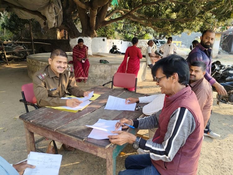 मध्य विद्यालय के सचिव से एक लाख रुपये की साइबर ठगी, मामला दर्ज