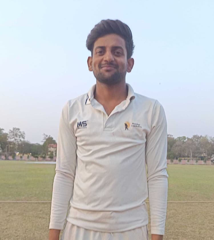 Local Cricket : मेकन स्पोर्टिंग क्लब जीता