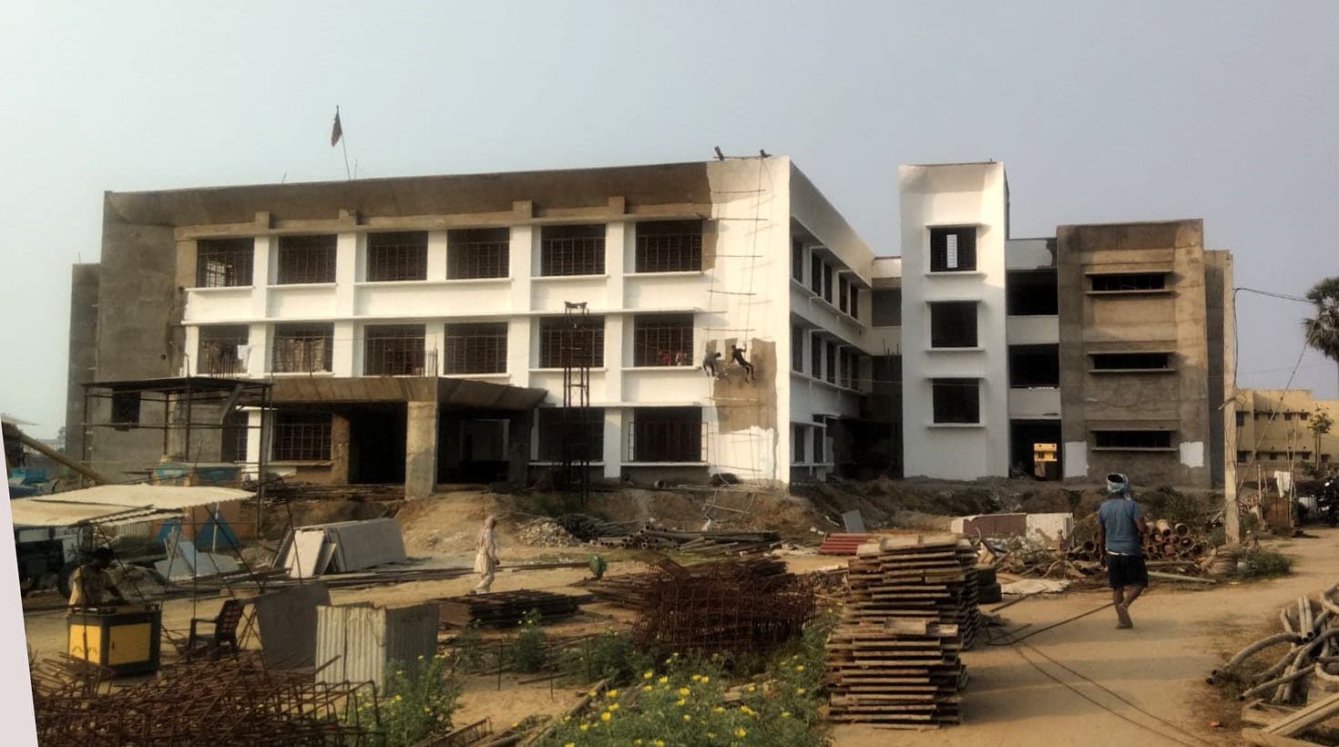 केंद्रीय विद्यालय के कई कार्य अधूरे, कैसे शुरू होगी इस सेशन की पढ़ाई