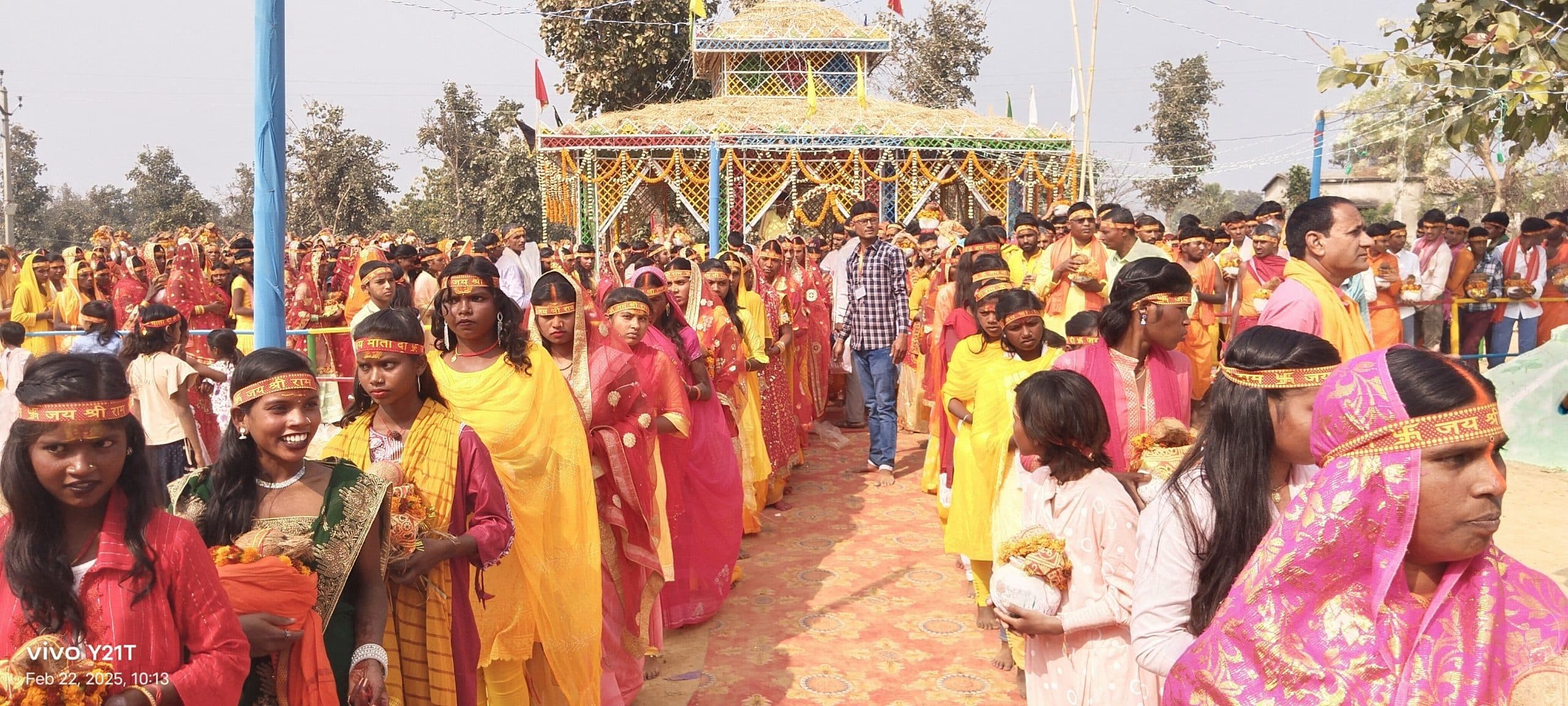 हनुमान मंदिर प्राणप्रतिष्ठा को लेकर निकाली गयी भव्य कलशयात्रा