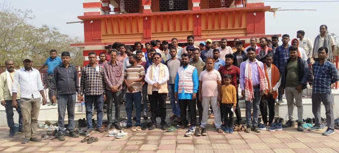 मजदूरों की समस्याओं को लेकर प्रबंधन को ज्ञापन सौंपने का निर्णय