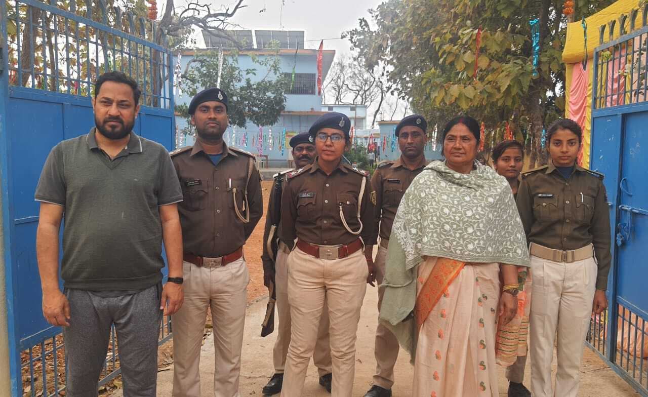 कटोरिया में कदाचारमुक्त व शांतिपूर्ण ढंग से हुई अंग्रेजी विषय की परीक्षा