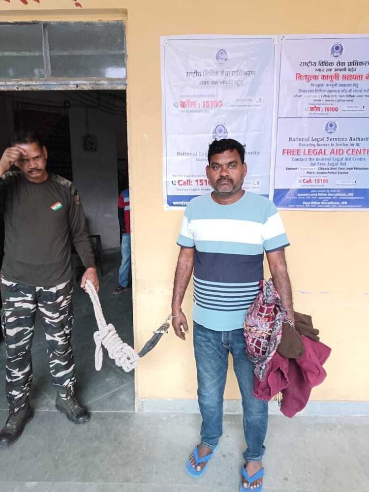 खाते से 1.31 करोड़ रुपये निकासी करने के आरोपी को जेल