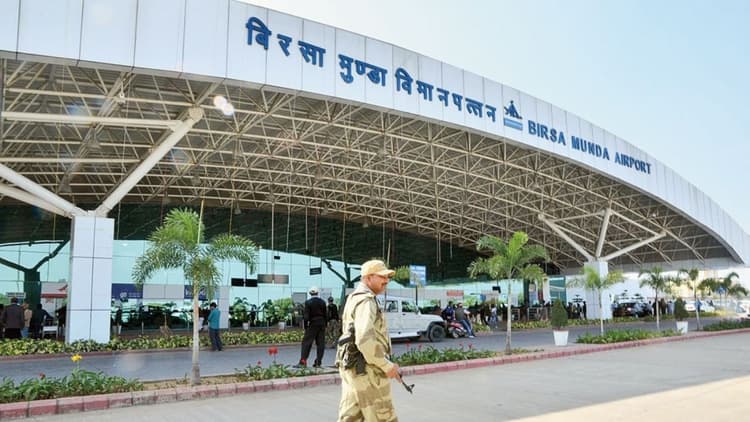 Ranchi News : एयरपोर्ट की पार्किंग में शिफ्ट होगा थाना, बनेगा शौचालय