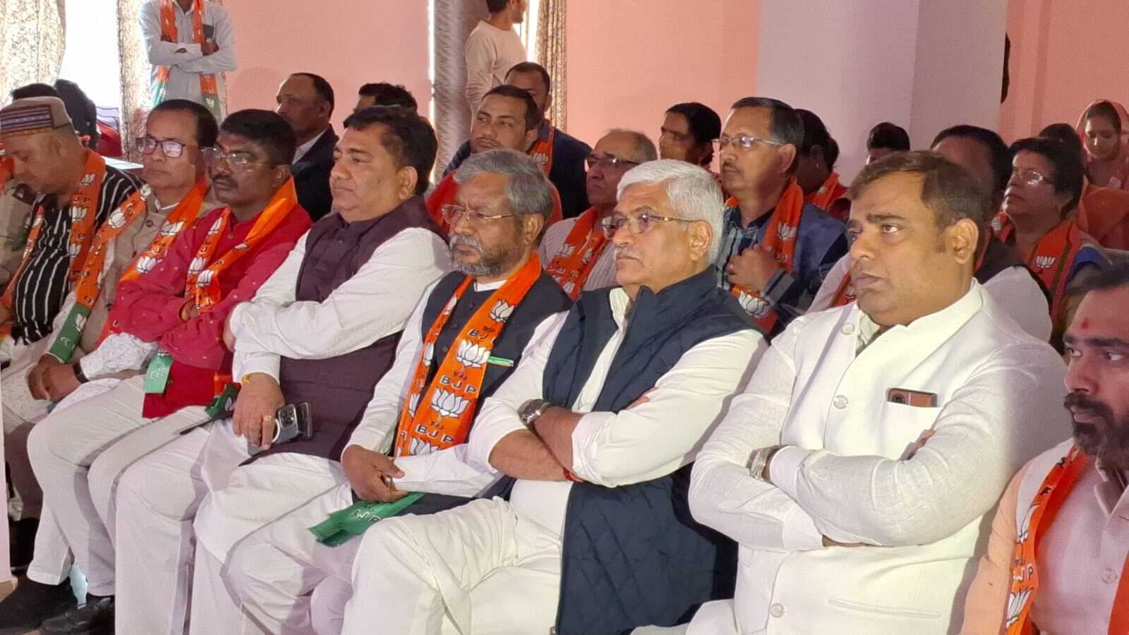 Political News : प्रकृति व संस्कृति से भारत महान : बाबूलाल