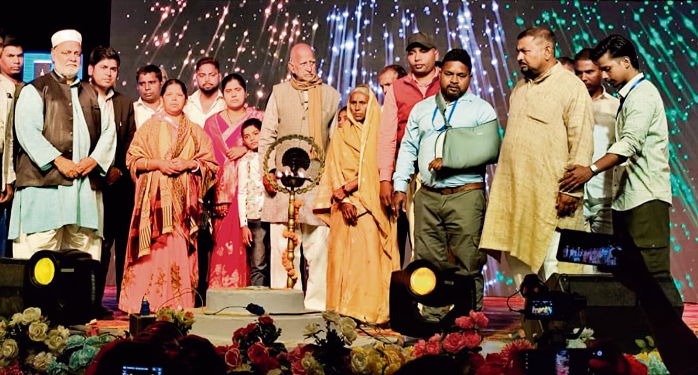 Jehanabad : शहीदों के परिजनों को किया गया सम्मानित
