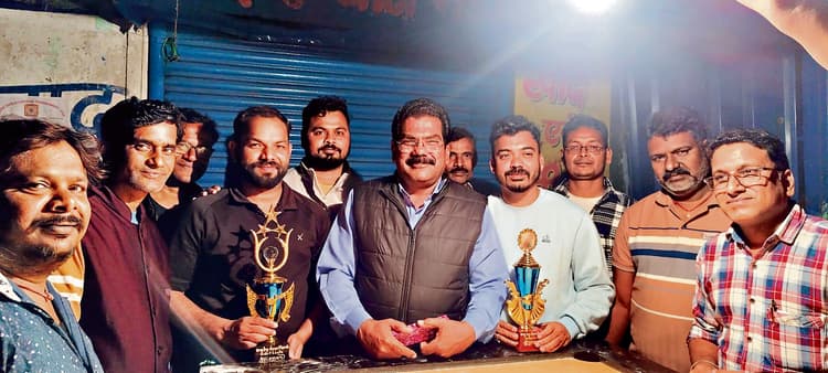 कैरम में सहजाद आलम बने विजेता, अभिषेक सिंहदेव उपविजेता