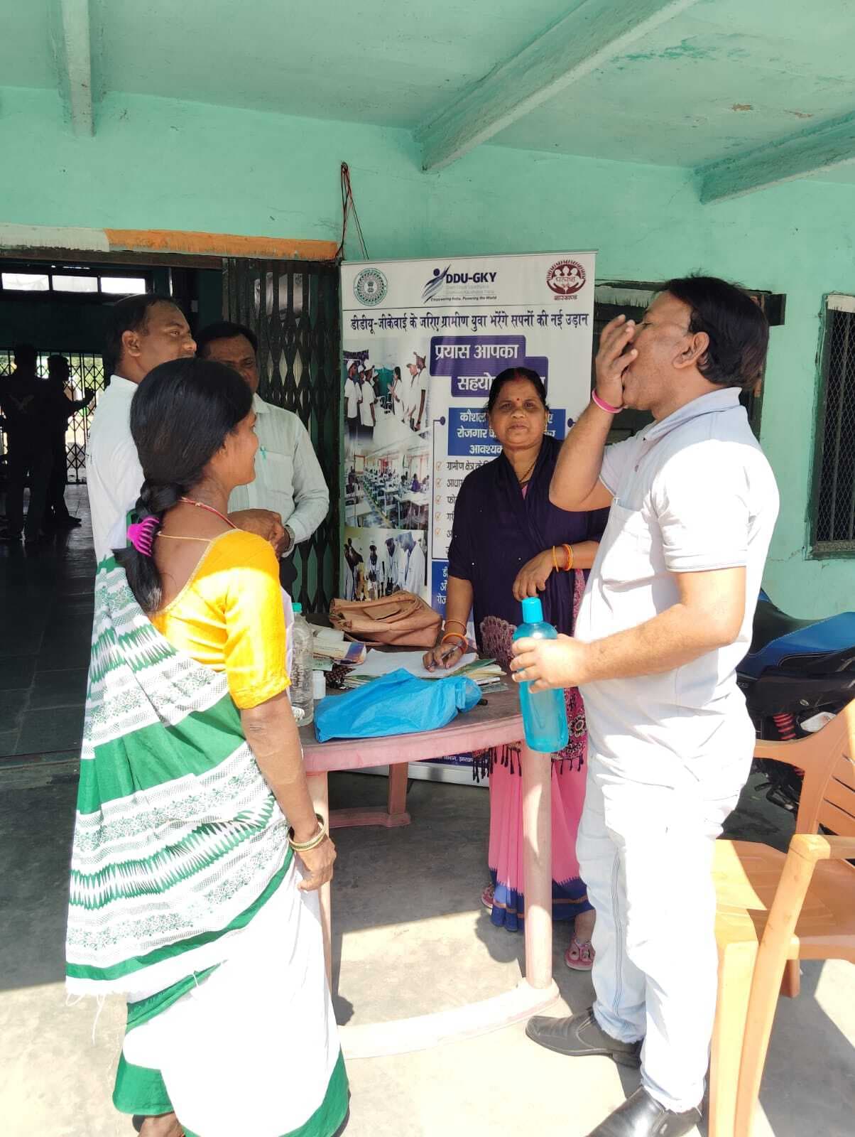 पाकुड़िया में 94 फीसदी लोगों ने खायी फाइलेरिया की दवा