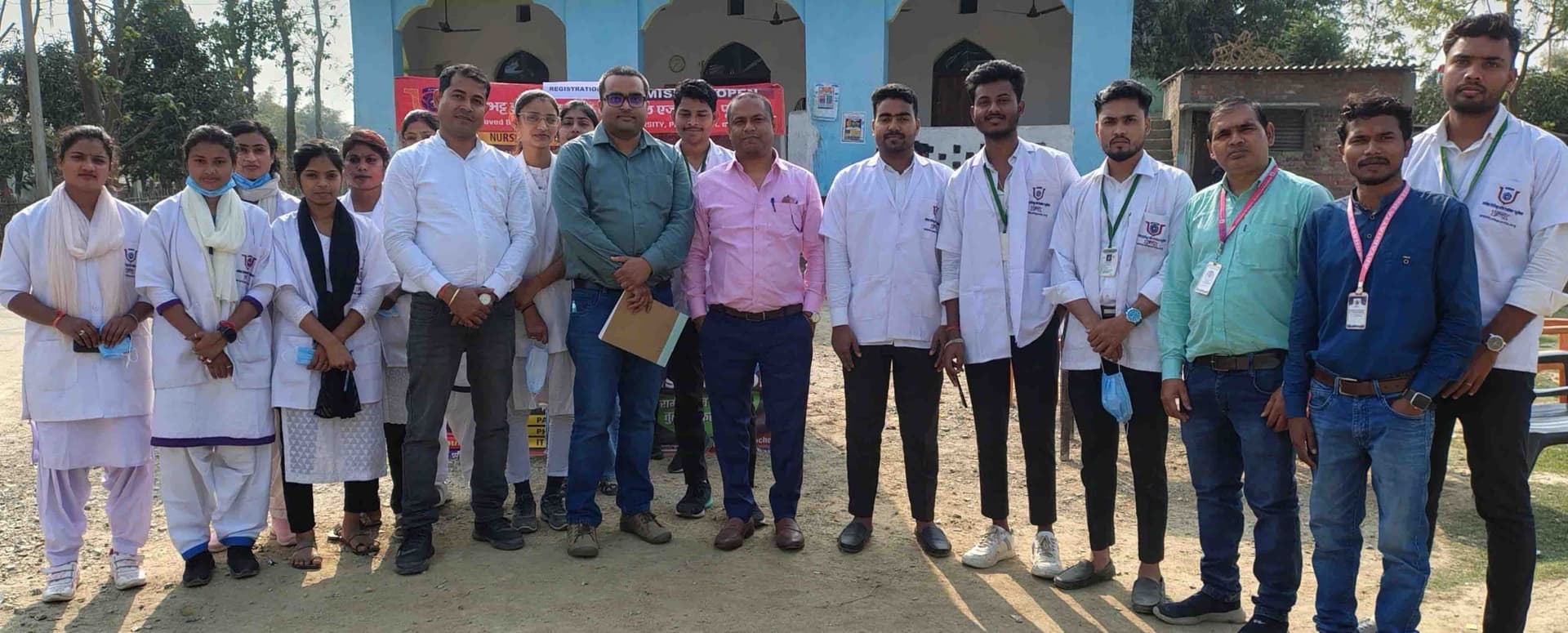 शिविर में लोगों की हुई निःशुल्क स्वास्थ्य जांच