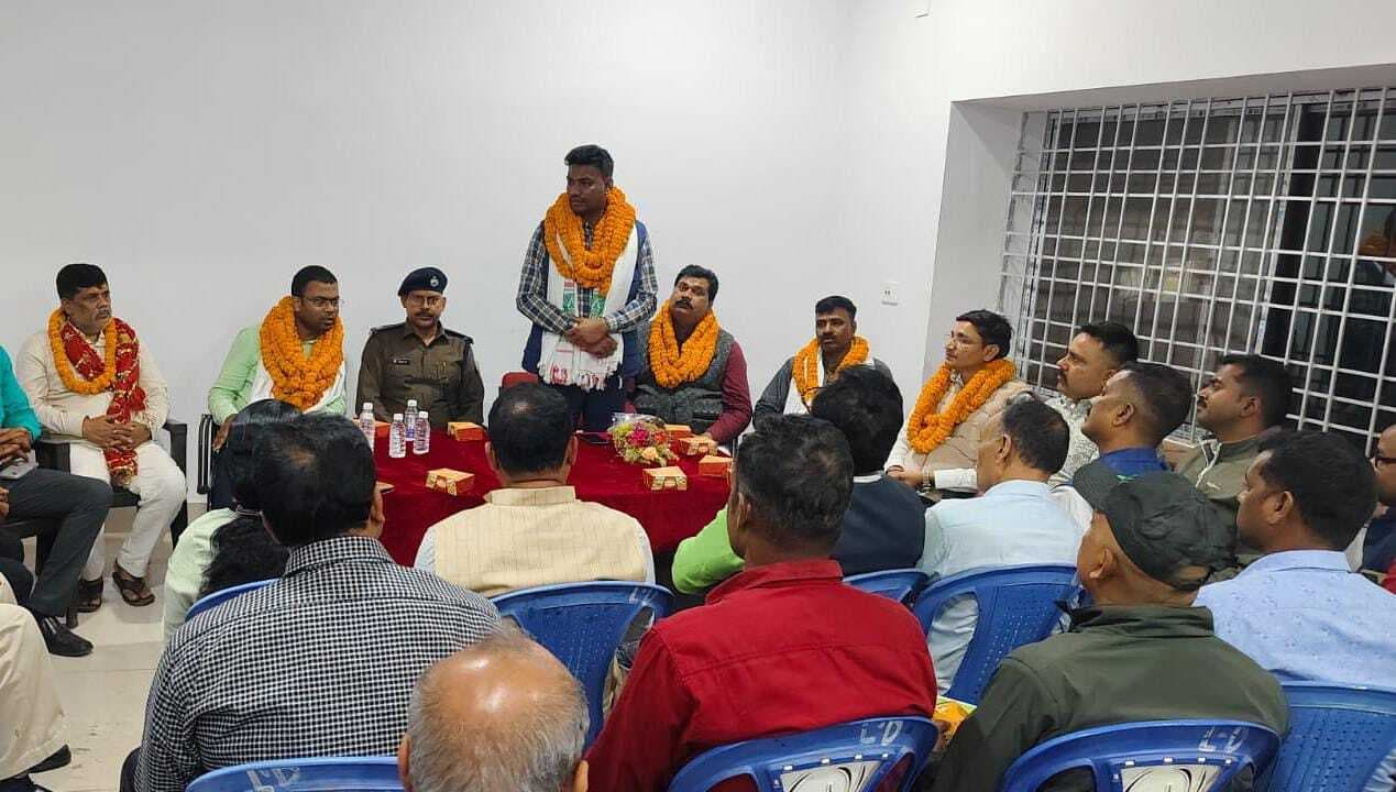 चुनाव प्रचार के लिए रांची से पाकुड़ पहुंचे प्रत्याशी