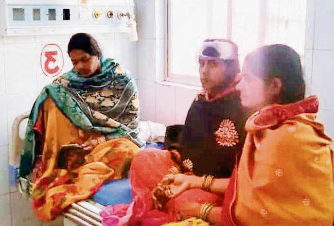 Buxar News : स्काॅर्पियो व ट्रैक्टर में टक्कर, आधा दर्जन श्रद्धालु घायल, दो गंभीर