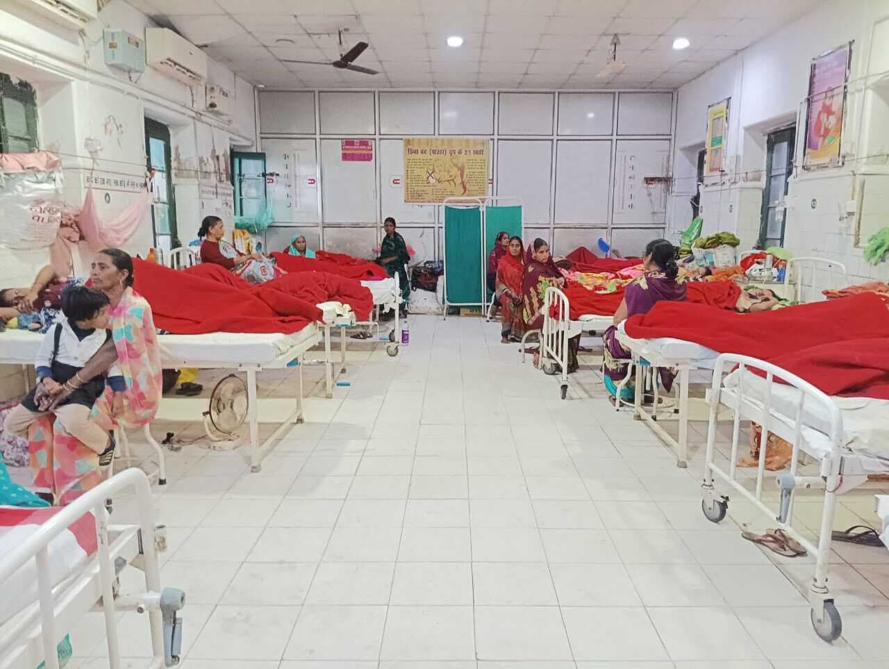 Gaya News : बोधगया व मानपुर अस्पताल में गाइनिकॉलोजिस्ट नहीं