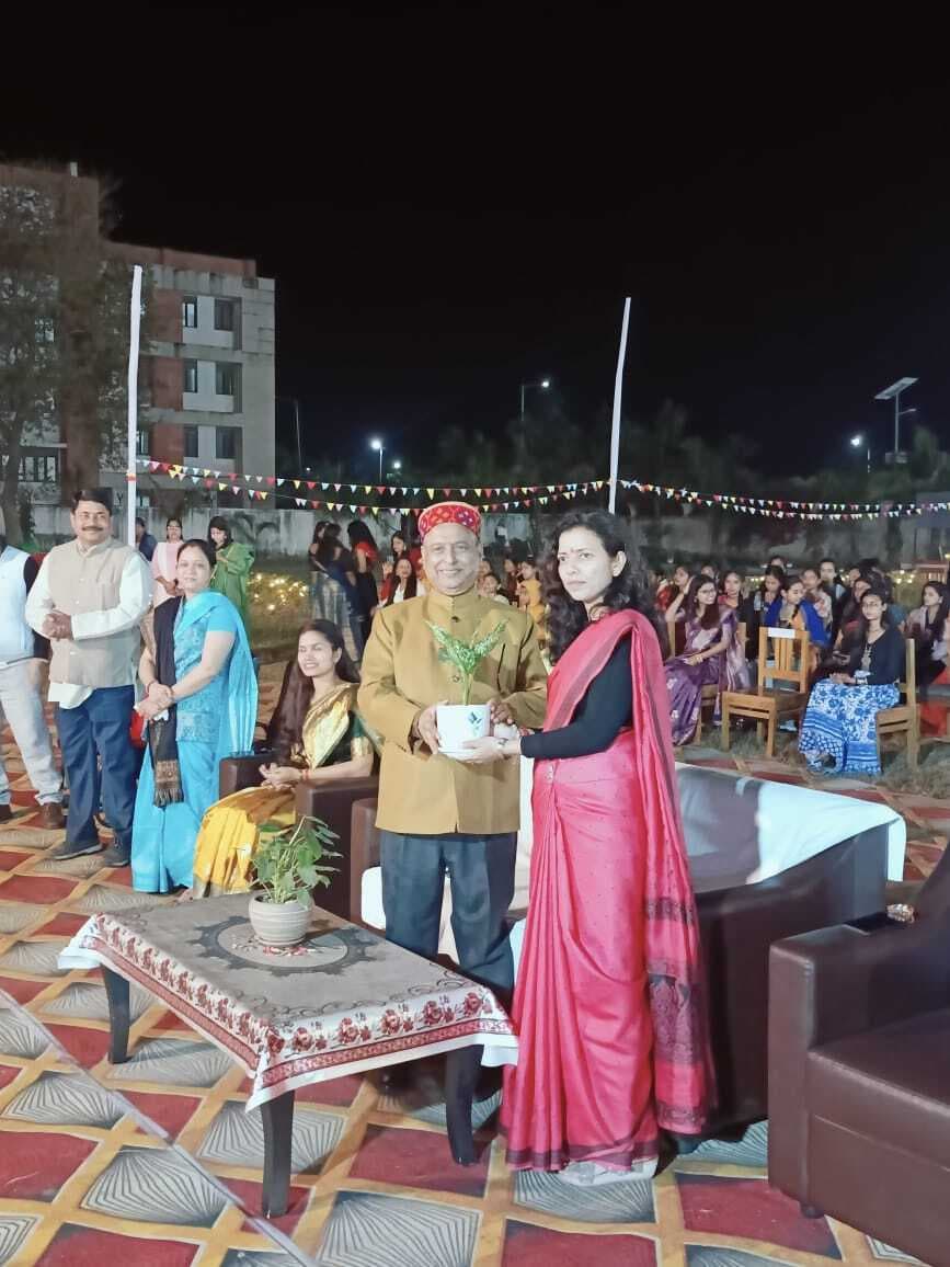 Gaya News : एक सच्चा नेता वही जो रास्ता जानता हो, उसे दिखाता हो और उस पर चले भी : कुलपति